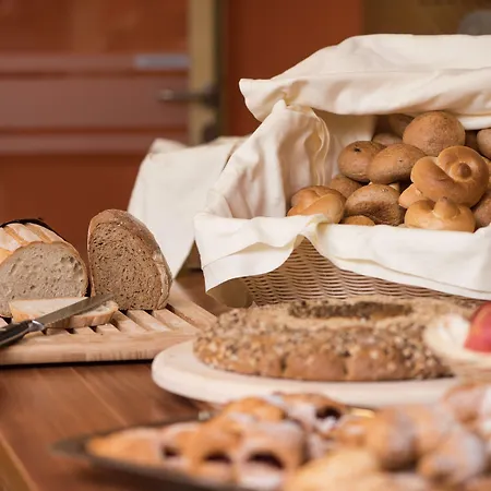 Jufa - Bio Landerlebnis Otel Poellau