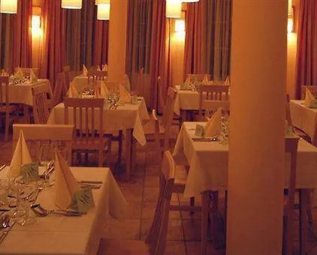 Jufa Hotell 3*