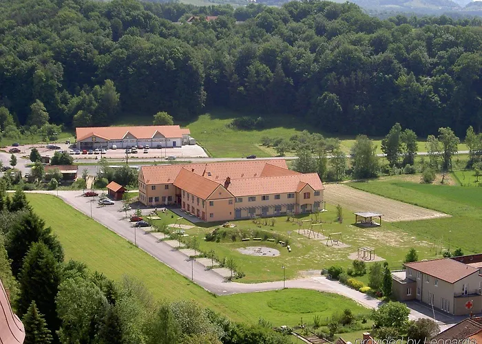 Jufa - Bio Landerlebnis بولاو